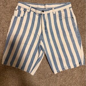 Gitano men’s 36 Blue and White Striped shorts
